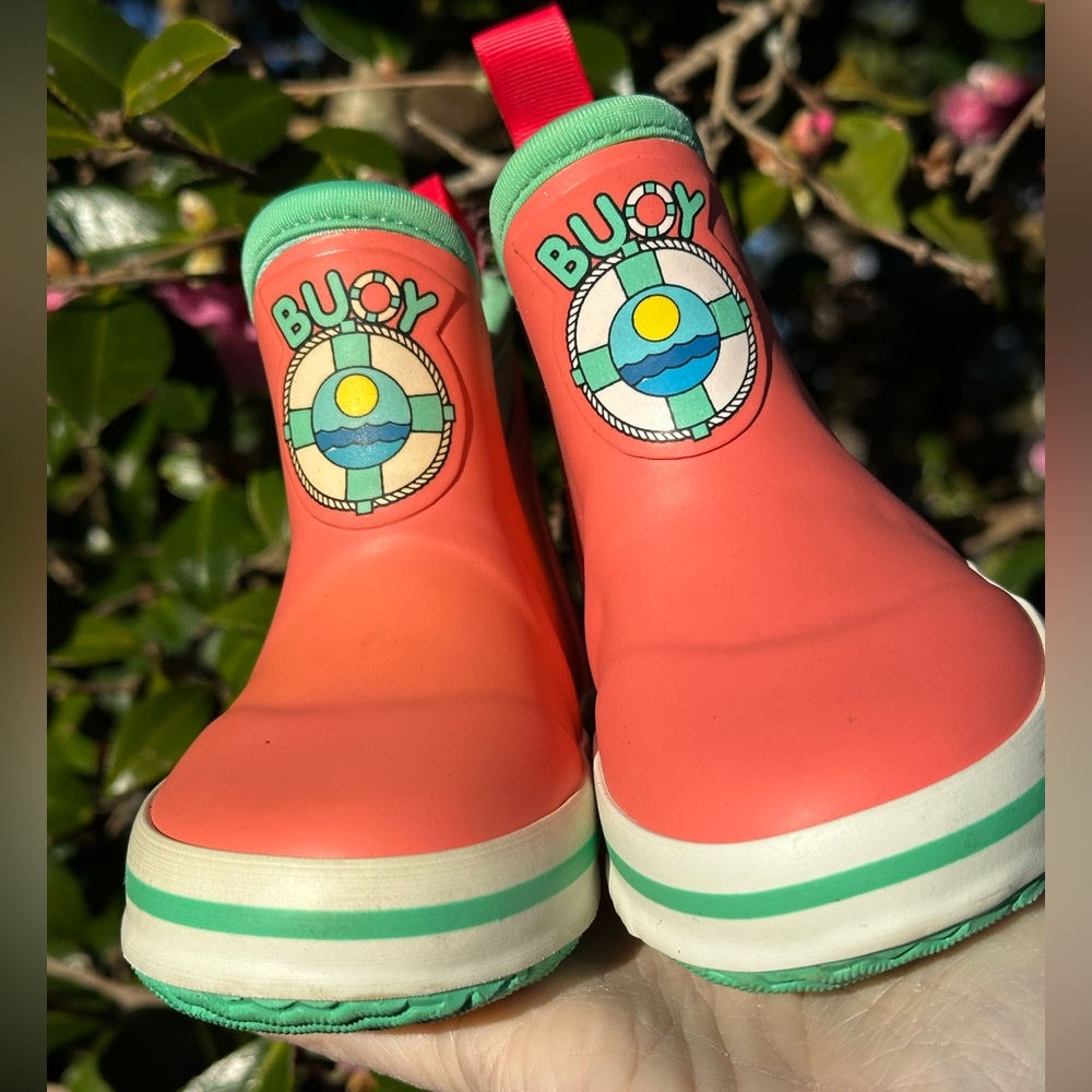 Buoy Children's Coral & Seafoam Rubber Slip On Deck Boots BB109 Size 8 CLEAN